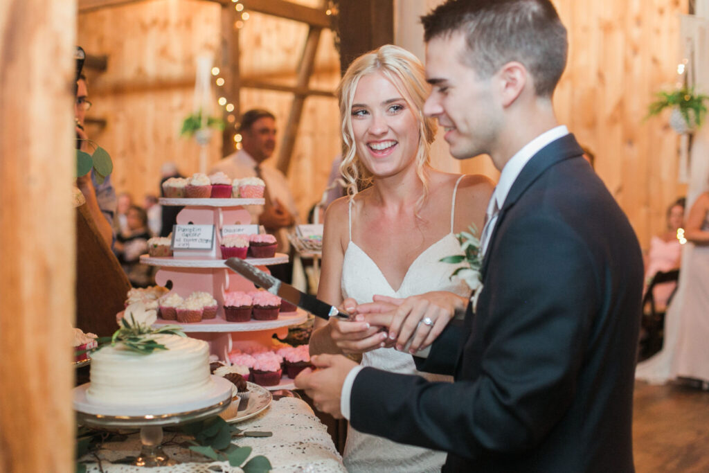 Festive-Cake-Cutting-Reception-at-White-Chimneys-Estate-The-Jepsens-1-2048x1365